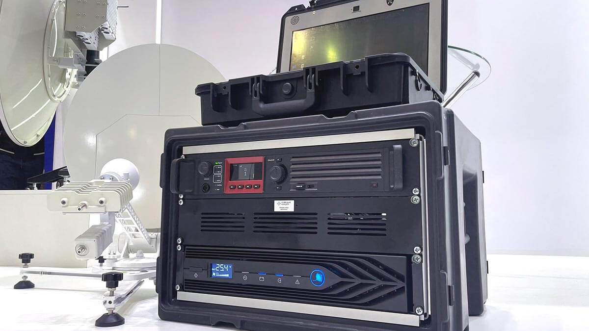 Комплекс связи для полевых условий