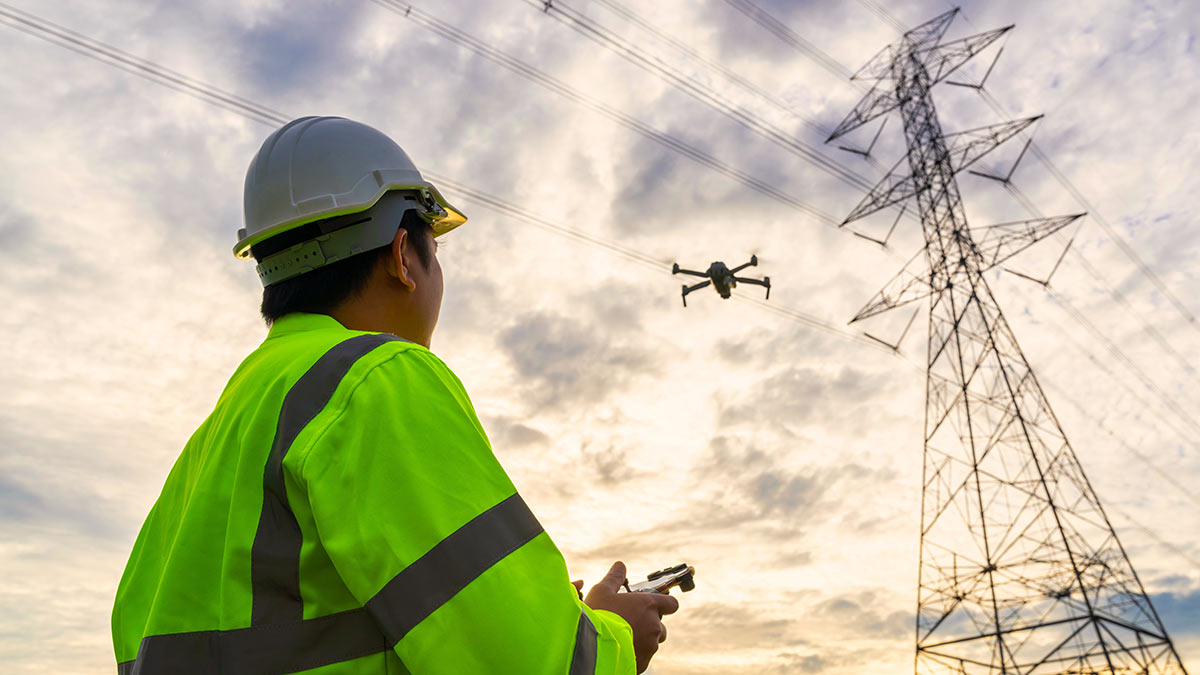 ЛЭП и квадрокоптер
