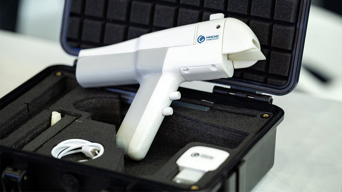 Устройство для сшивания ран "тканевый пистолет"