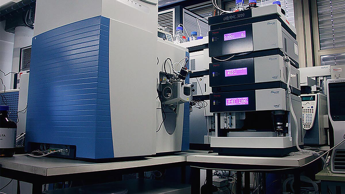 Масс-спектрометр